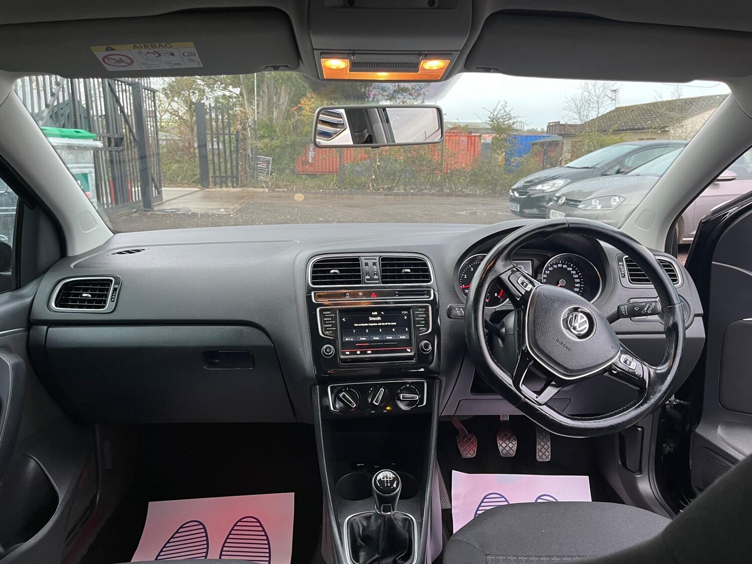 Used Volkswagen Polo 2015 for sale - 77484265: Photo 21