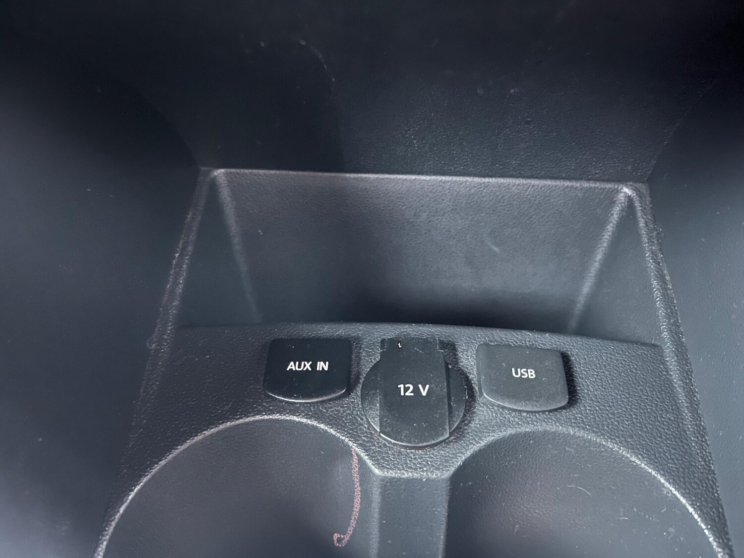 Used Volkswagen Polo 2015 for sale - 77484265: Photo 26