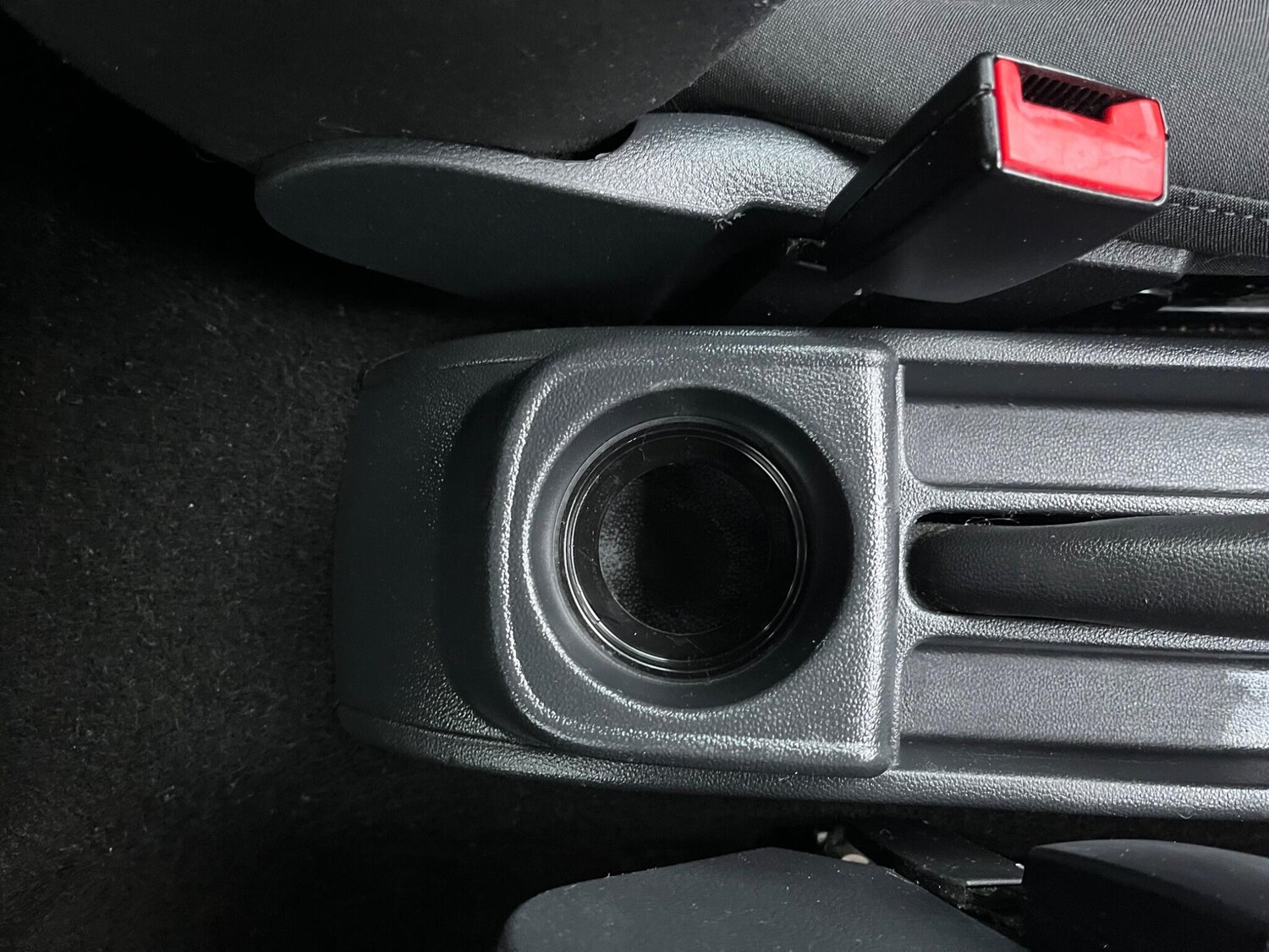 Used Volkswagen Polo 2015 for sale - 77484265: Photo 28