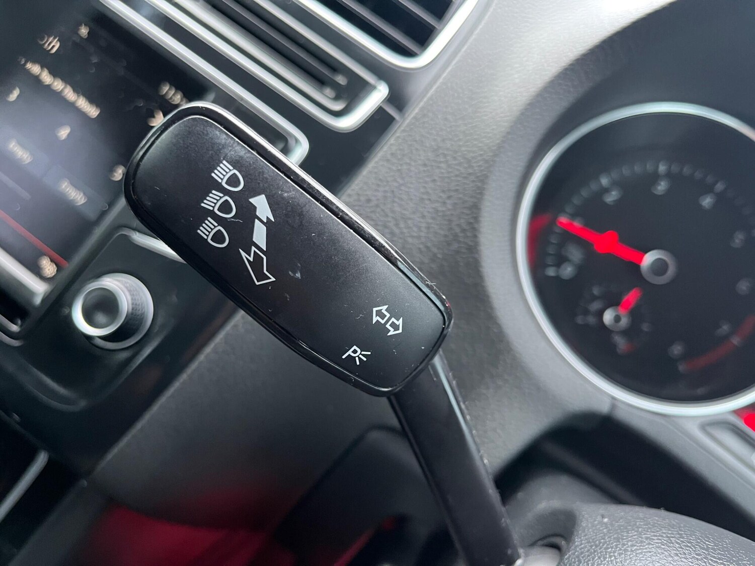 Used Volkswagen Polo 2015 for sale - 77484265: Photo 31