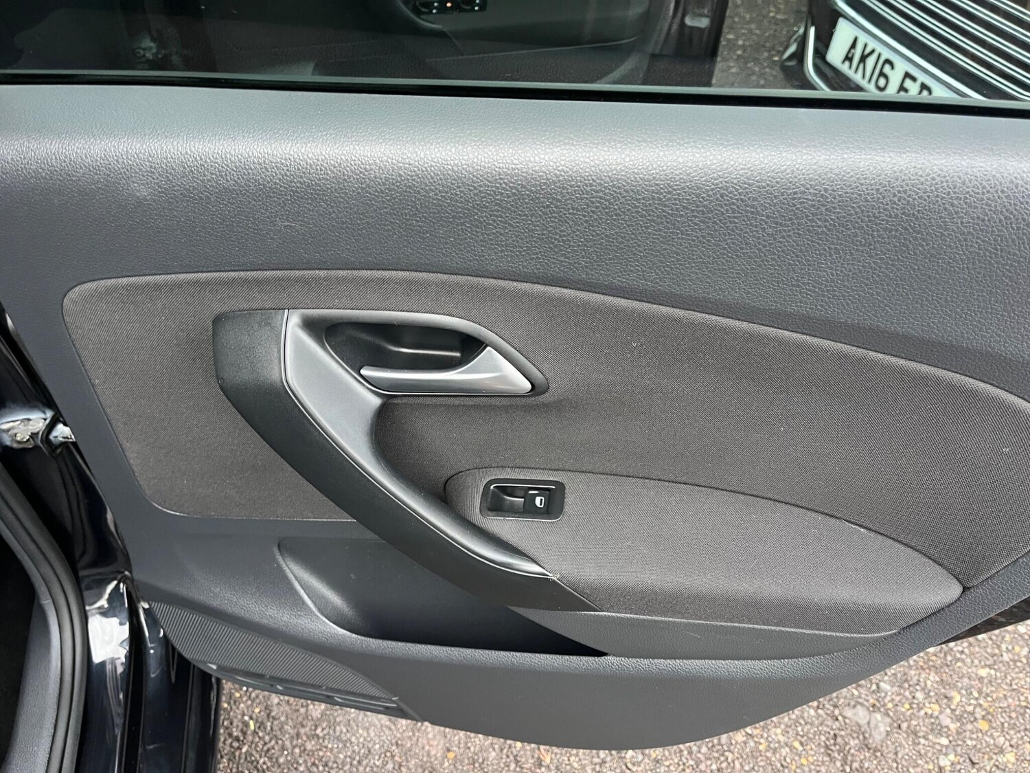 Used Volkswagen Polo 2015 for sale - 77484265: Photo 35