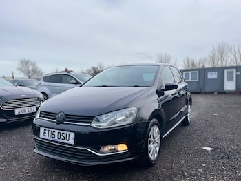 Used Volkswagen Polo 2015 for sale - 77484265: Photo