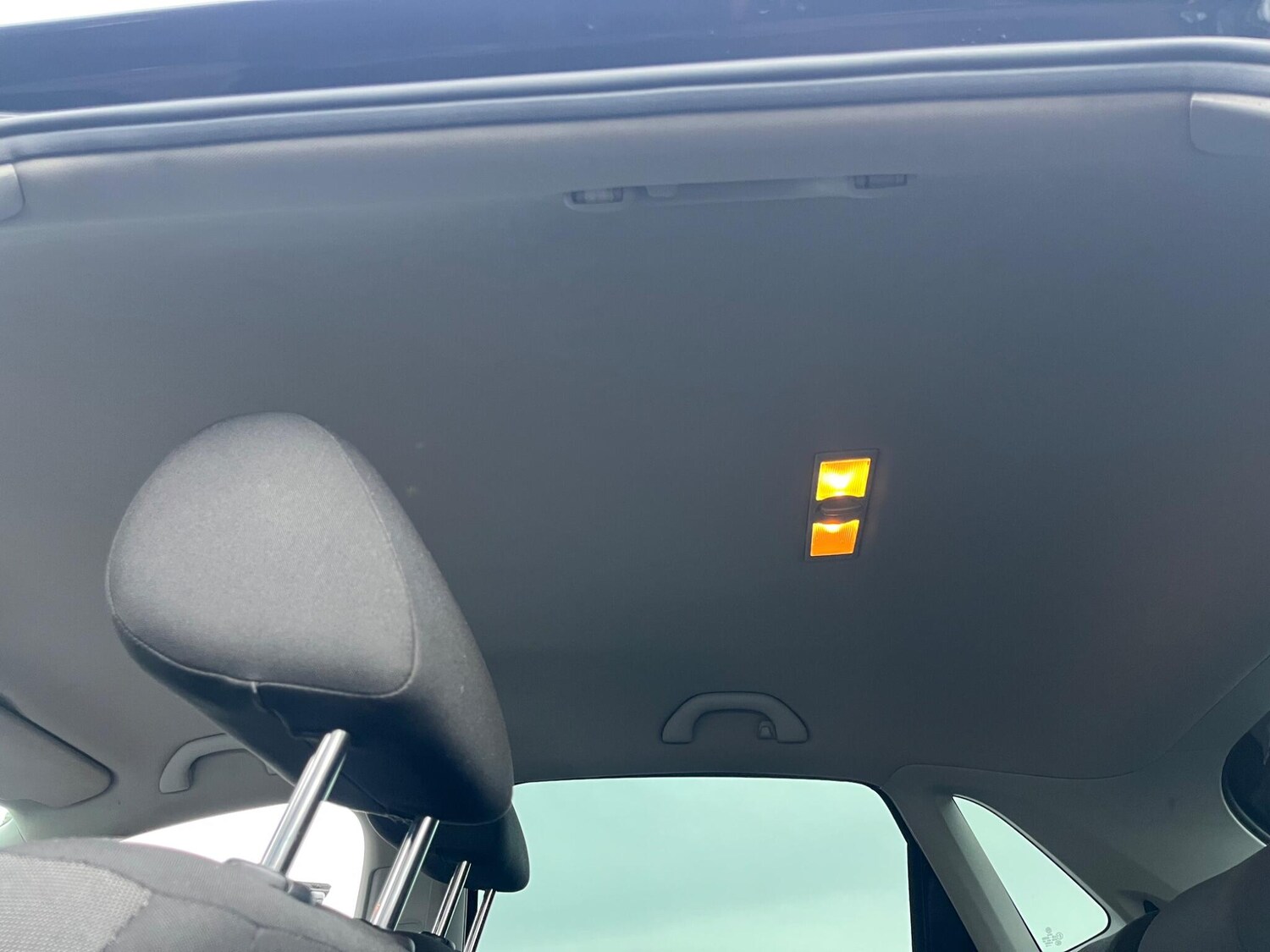 Used Volkswagen Polo 2015 for sale - 77484265: Photo 43