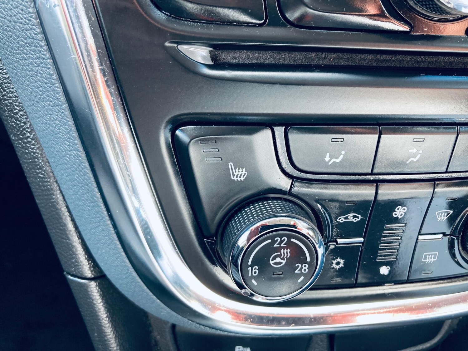 Used Vauxhall Mokka 2015 for sale - 76512450: Photo 33