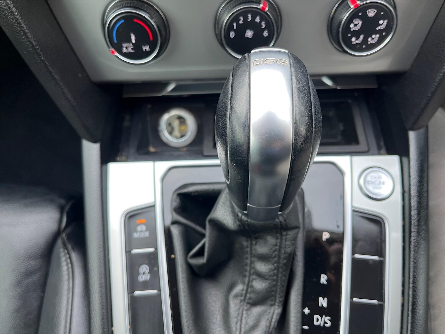 Used Volkswagen Passat 2016 for sale - 76512615: Photo 16