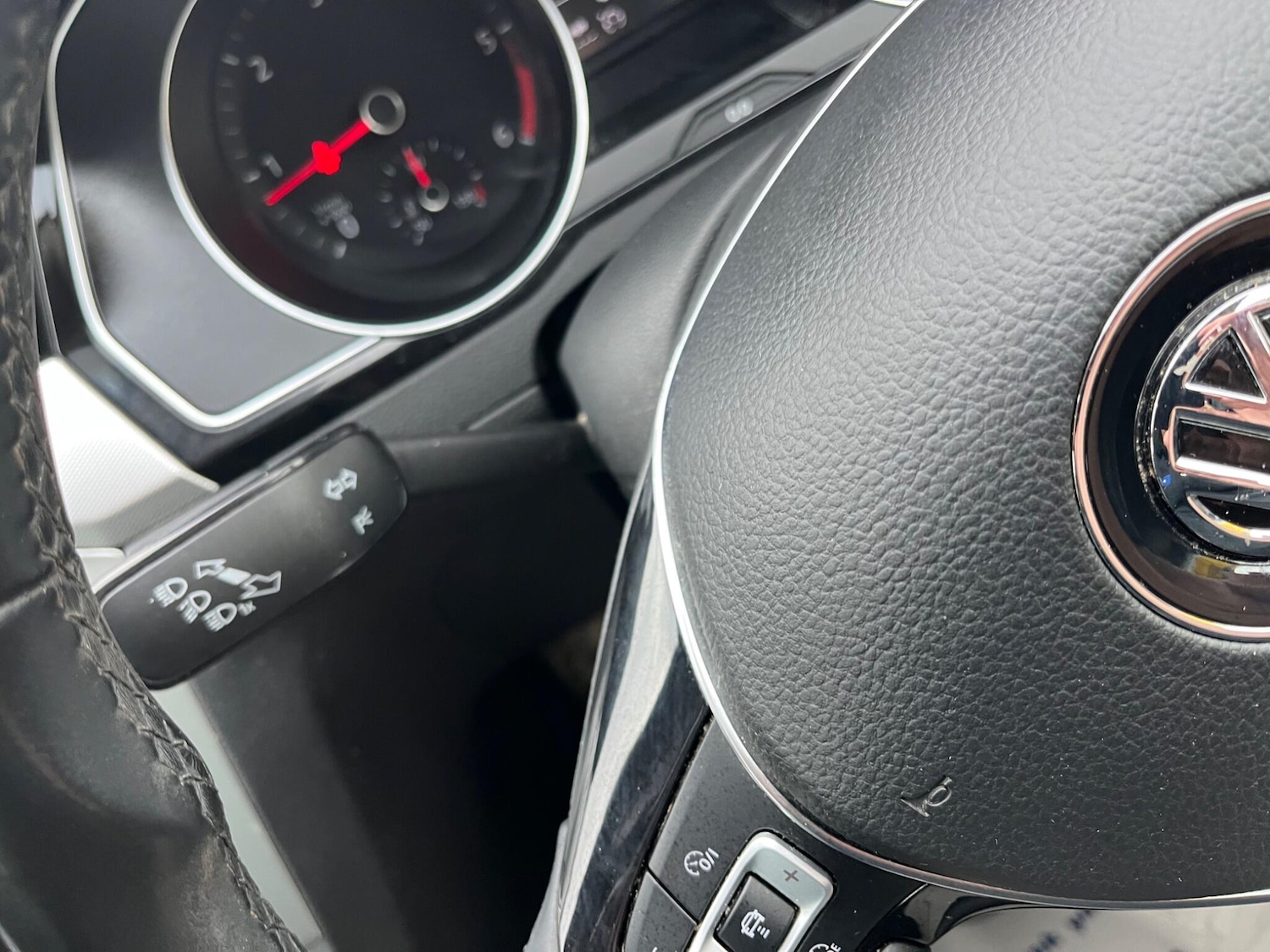 Used Volkswagen Passat 2016 for sale - 76512615: Photo 32