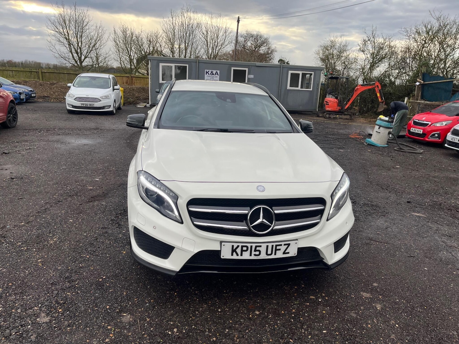 Used Mercedes-Benz GLA for sale - 77229871: Photo 2