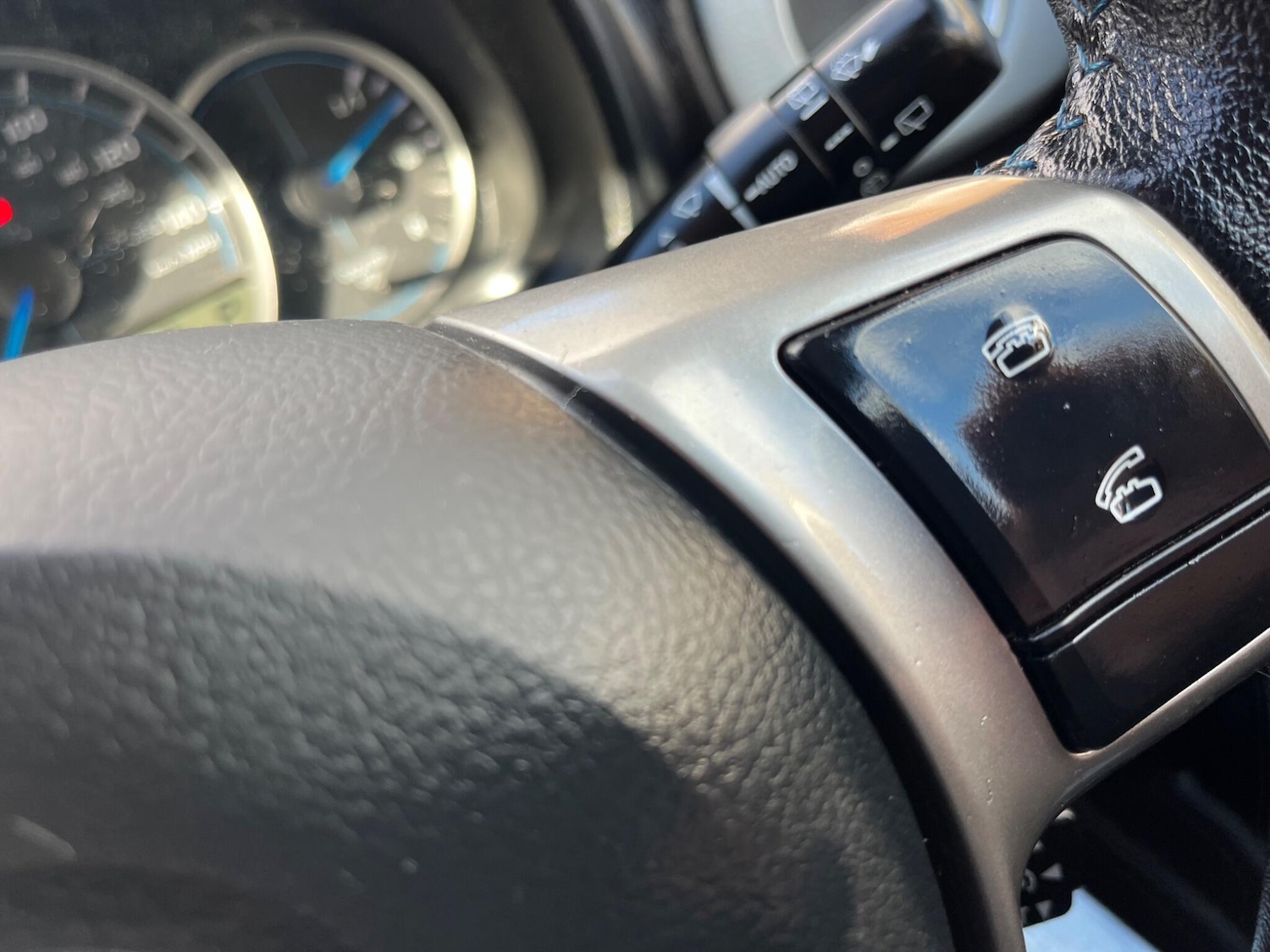 Used Toyota Yaris 2013 for sale - 76608361: Photo 33