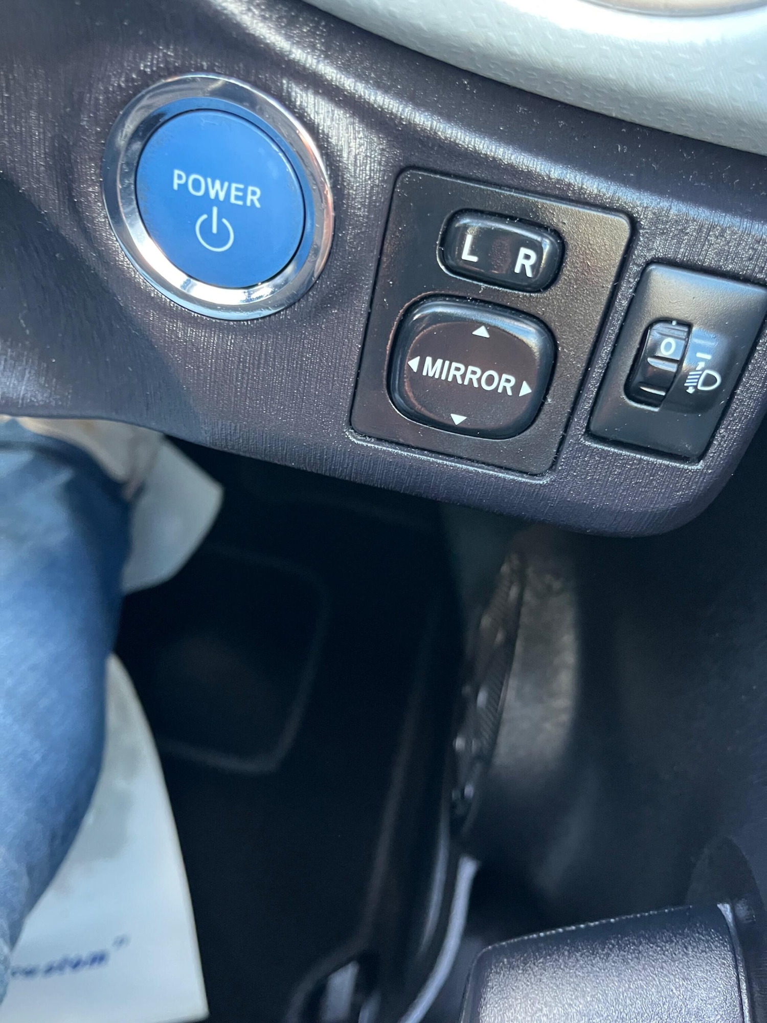 Used Toyota Yaris 2013 for sale - 76608361: Photo 38