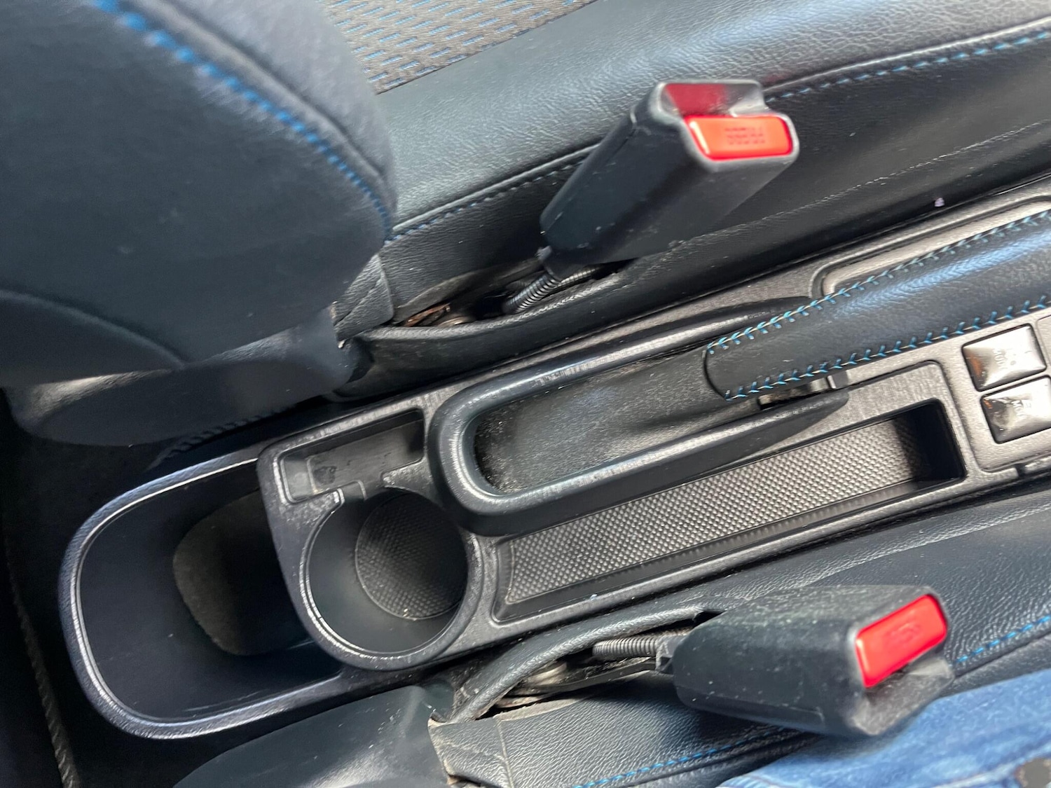 Used Toyota Yaris 2013 for sale - 76608361: Photo 48