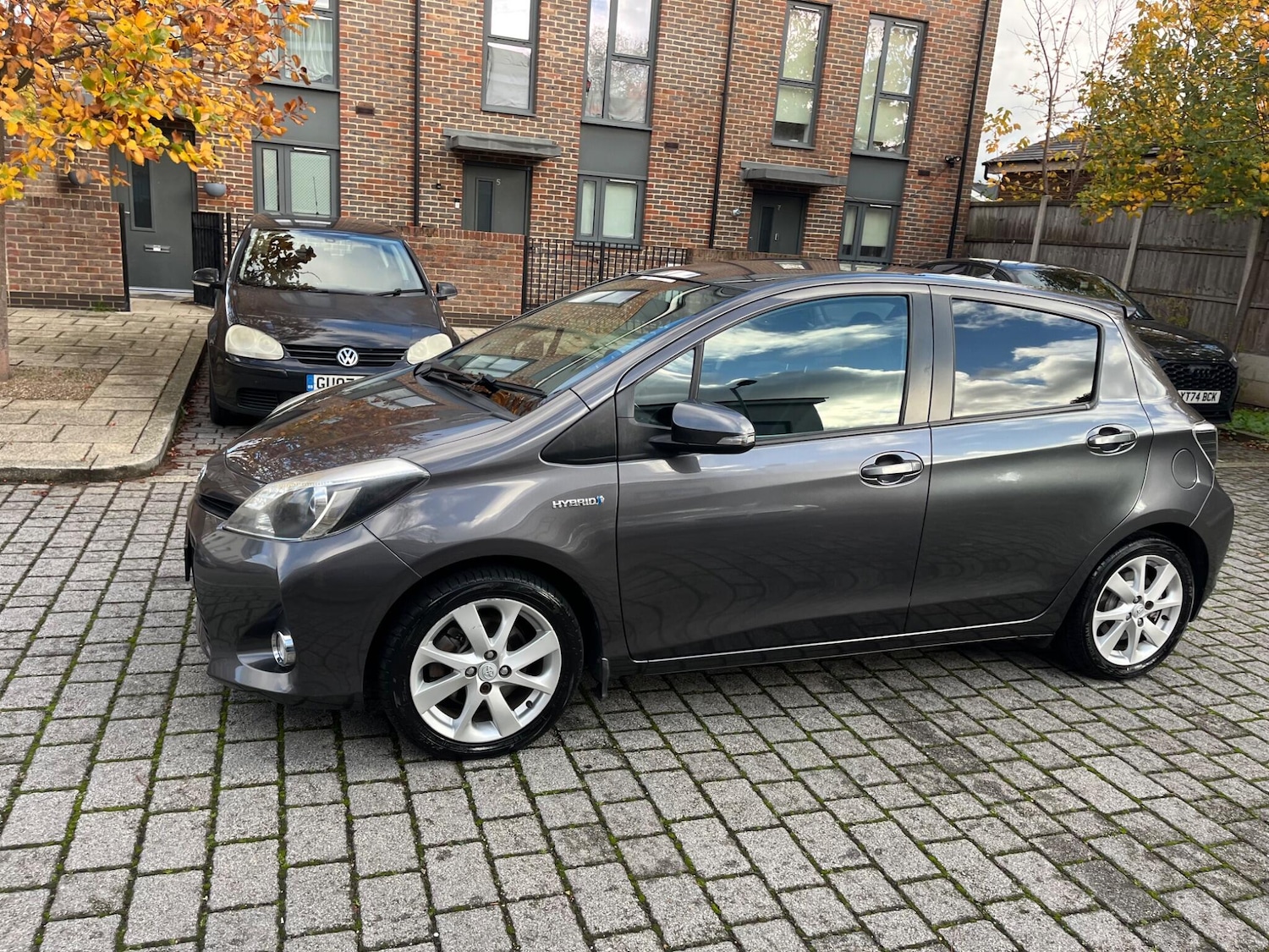 Used Toyota Yaris 2013 for sale - 76608361: Photo 5
