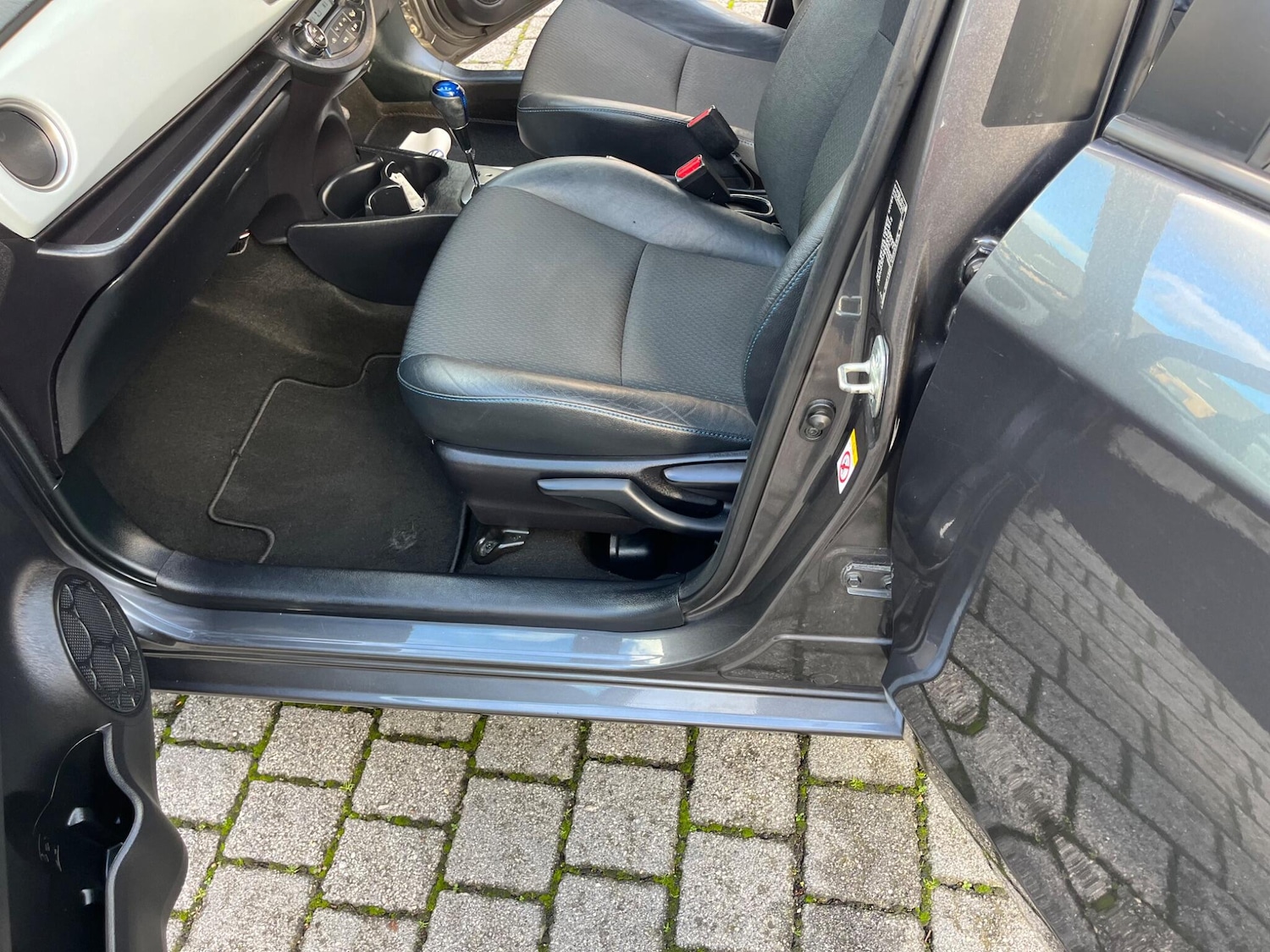 Used Toyota Yaris 2013 for sale - 76608361: Photo 57