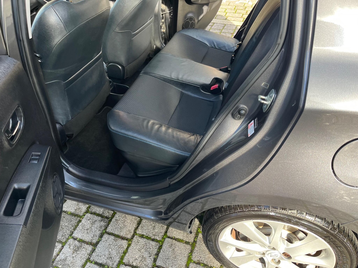 Used Toyota Yaris 2013 for sale - 76608361: Photo 58