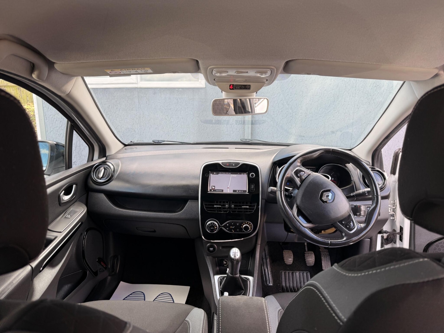 Used Renault Clio 2016 for sale - 77559493: Photo 17