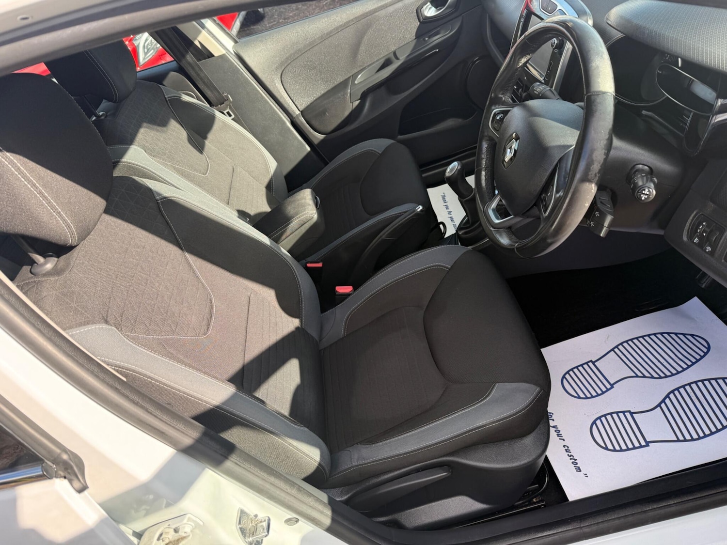 Used Renault Clio 2016 for sale - 77559493: Photo 19