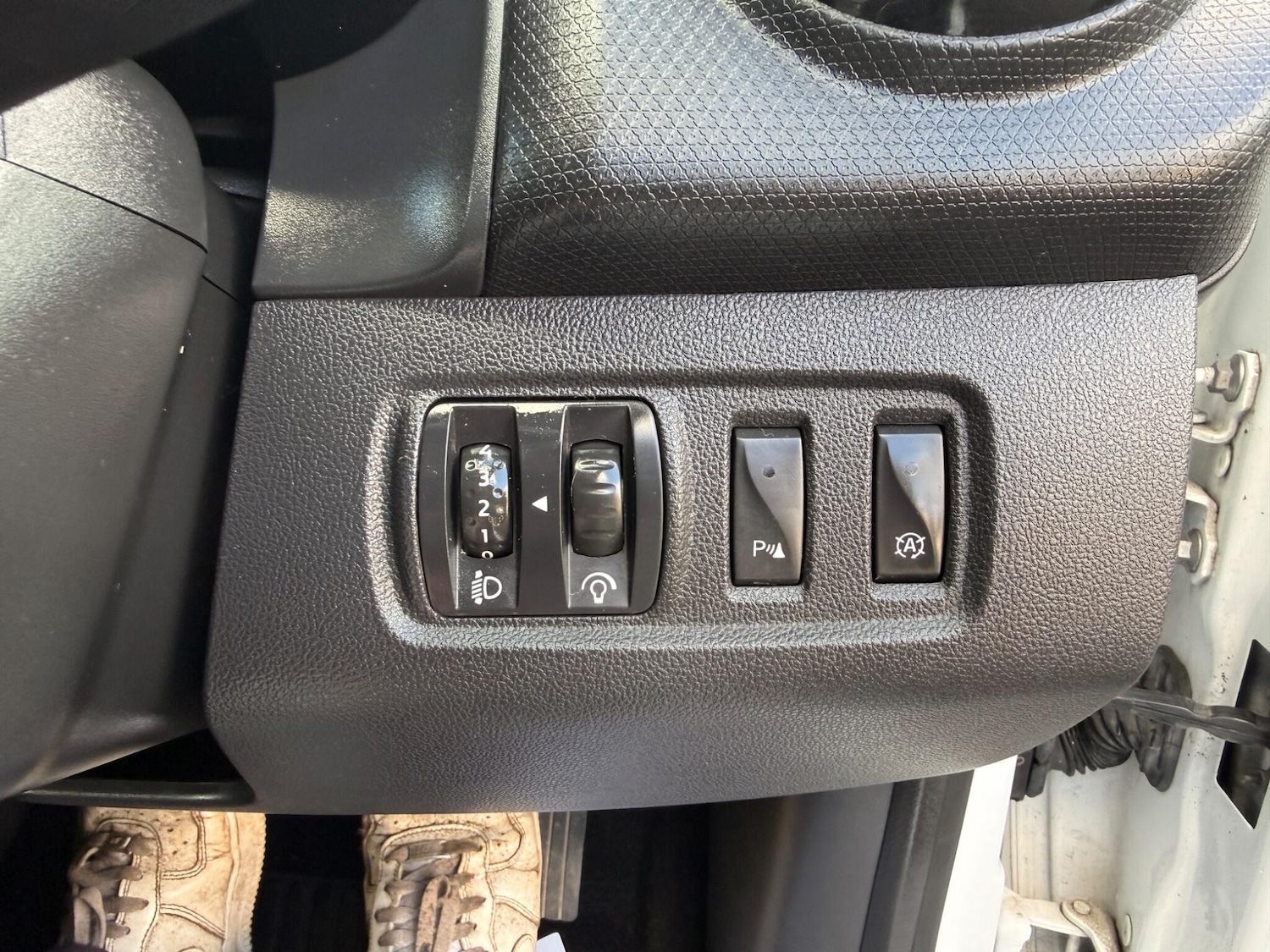 Used Renault Clio 2016 for sale - 77559493: Photo 31