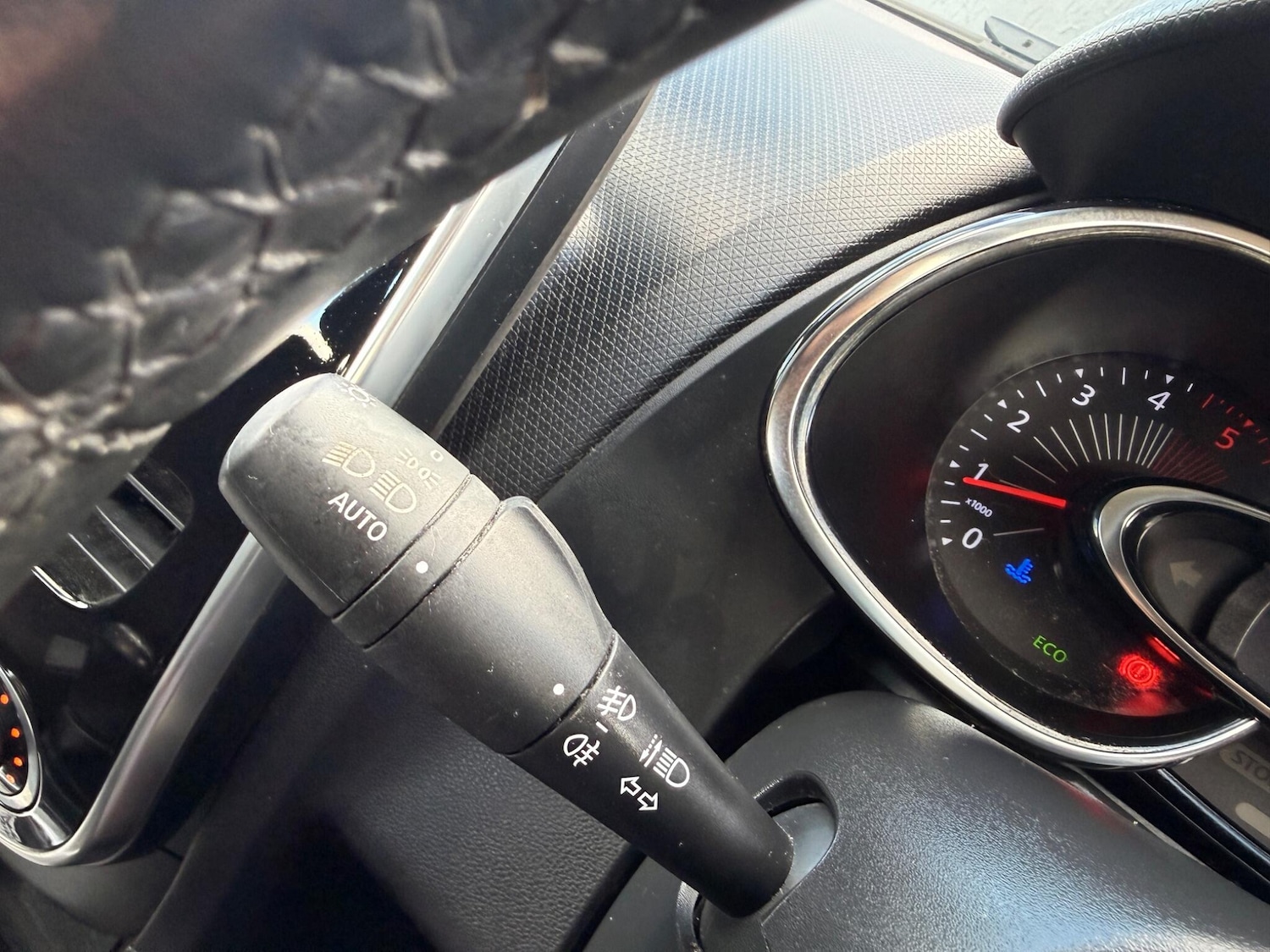 Used Renault Clio 2016 for sale - 77559493: Photo 42