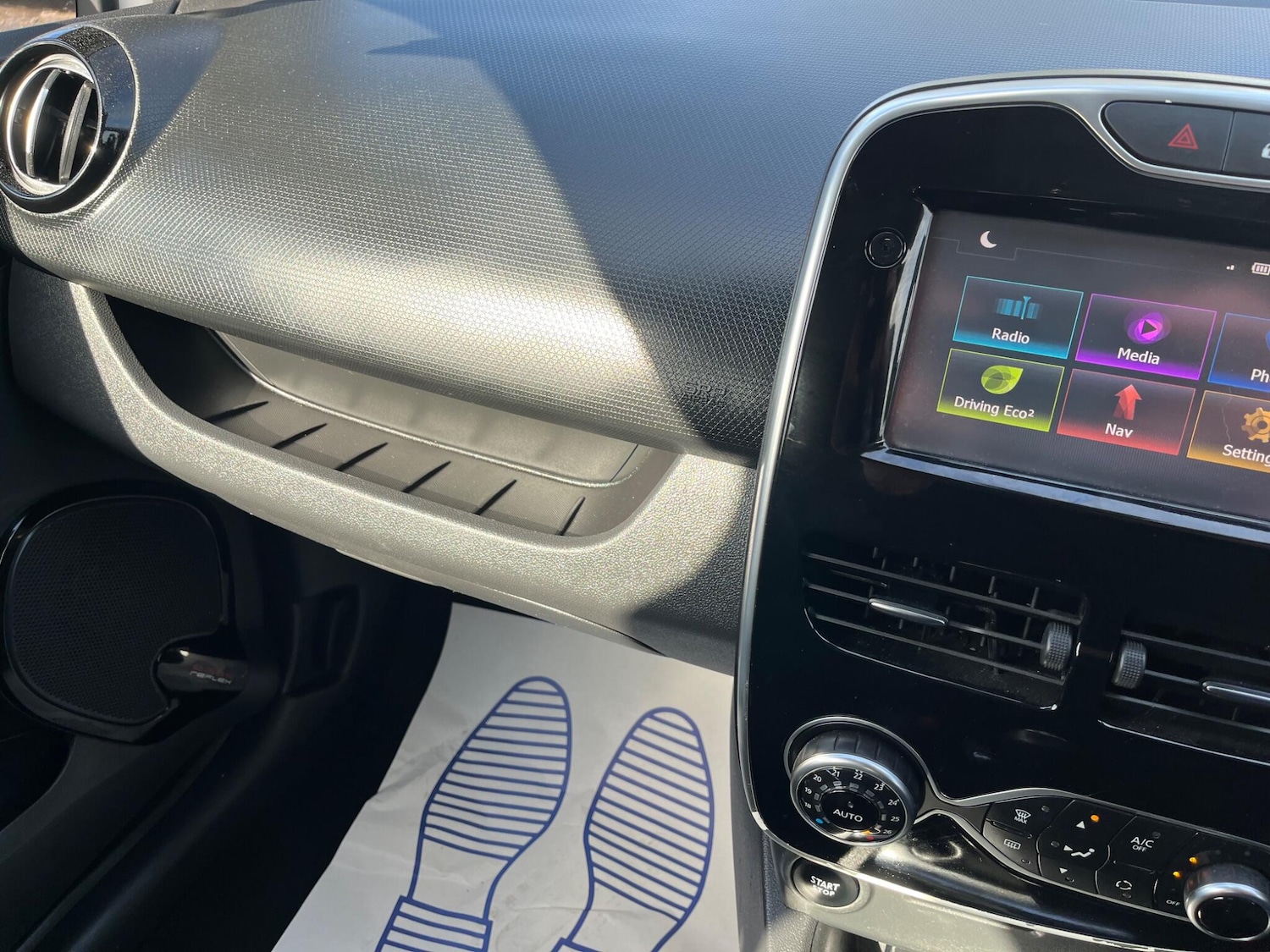 Used Renault Clio 2016 for sale - 77559493: Photo 48