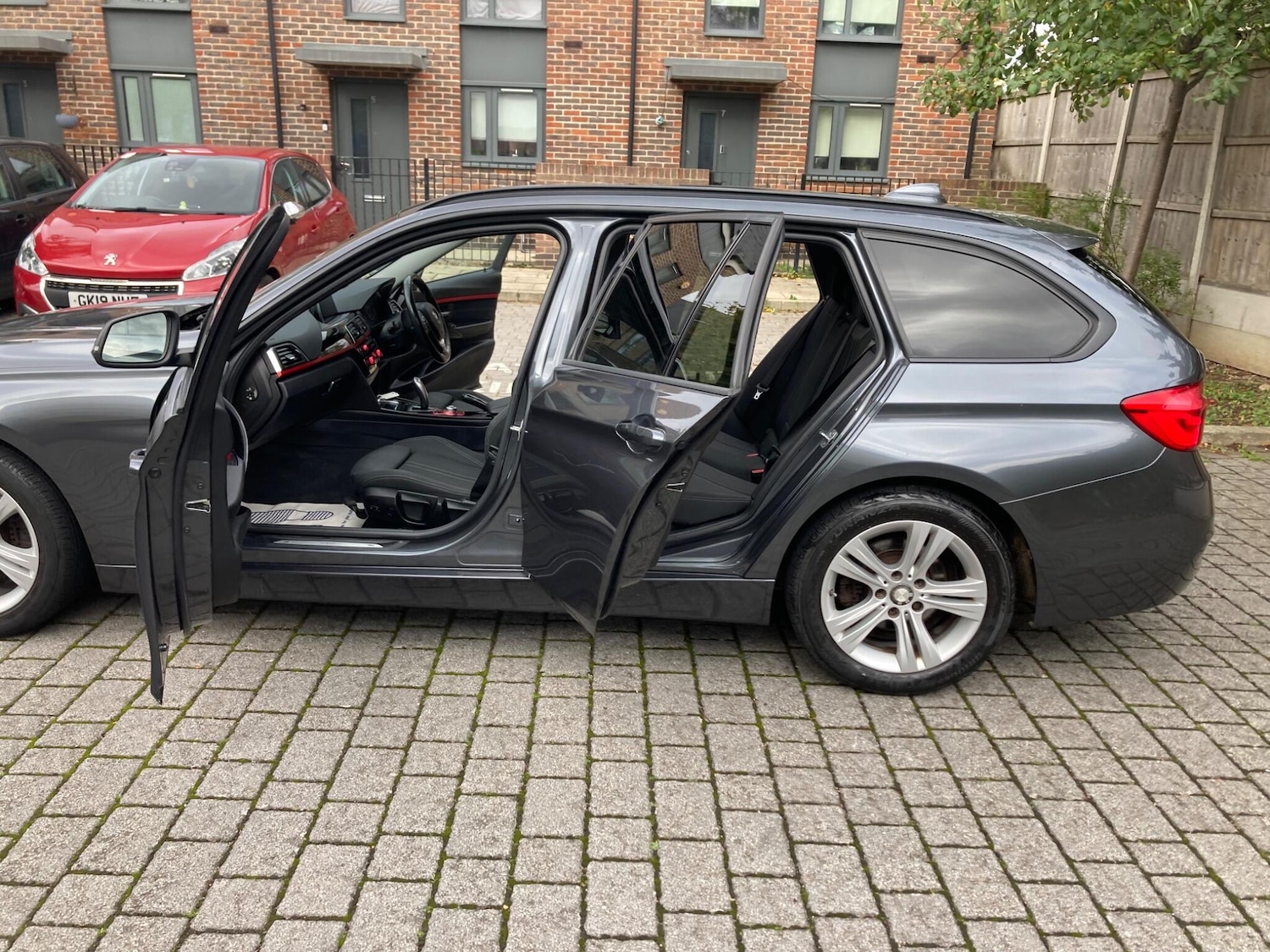 Used BMW 3 Series 2016 for sale - 76990177: Photo 26