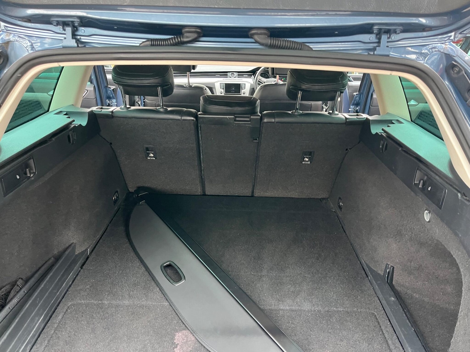 Used Volkswagen Passat 2016 for sale - 76671612: Photo 54