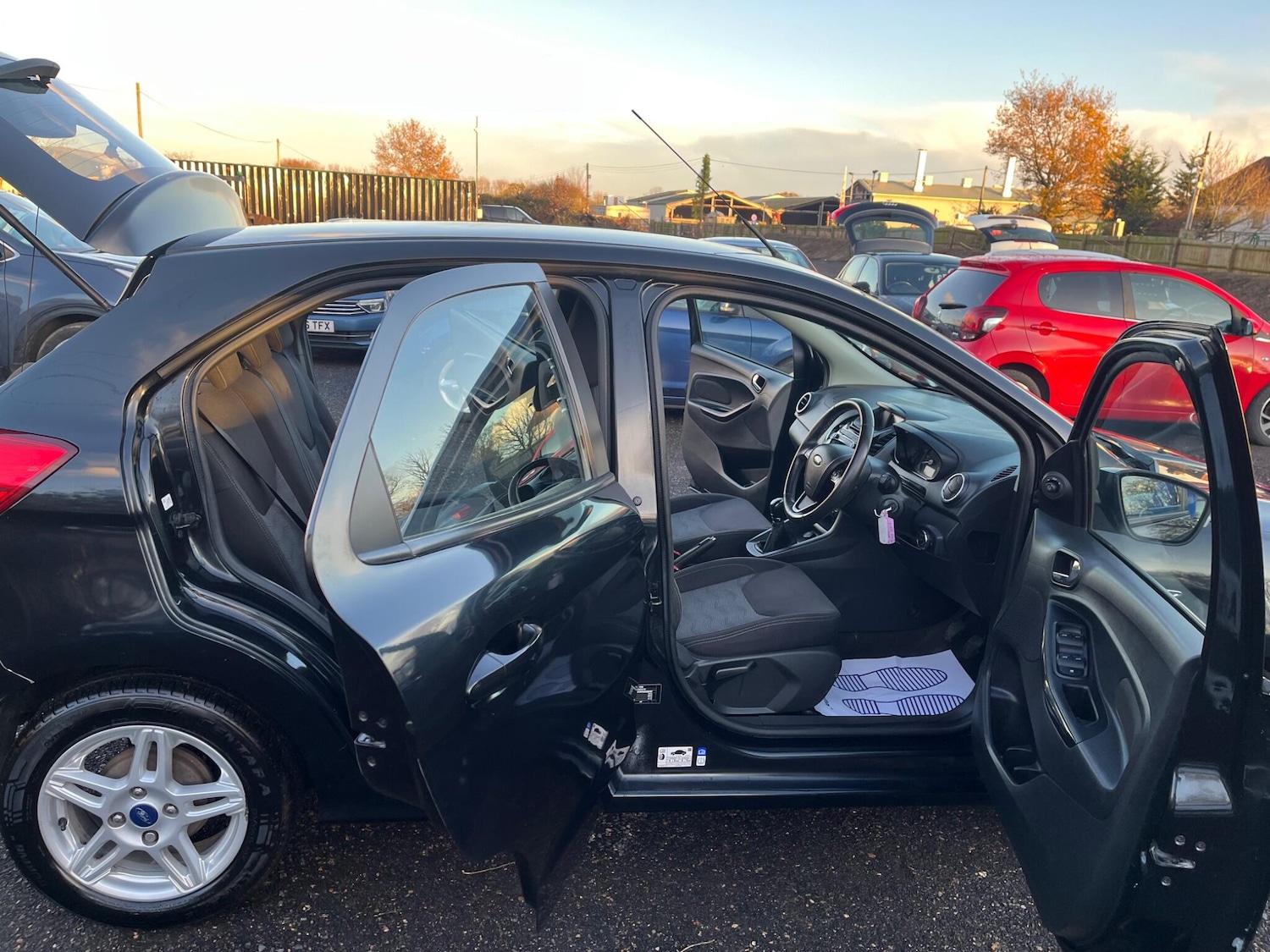 Used Ford Ka+ 2017 for sale - 76801431: Photo 12