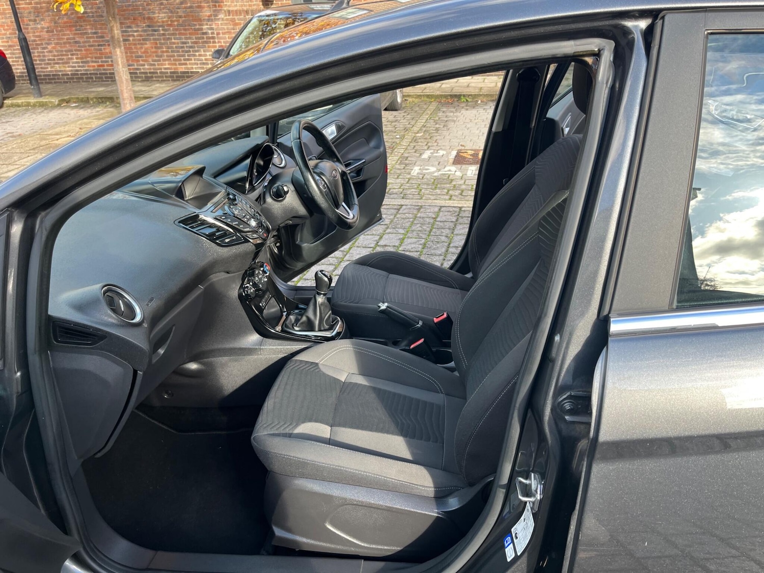 Used Ford Fiesta 2017 for sale - 76512451: Photo 22