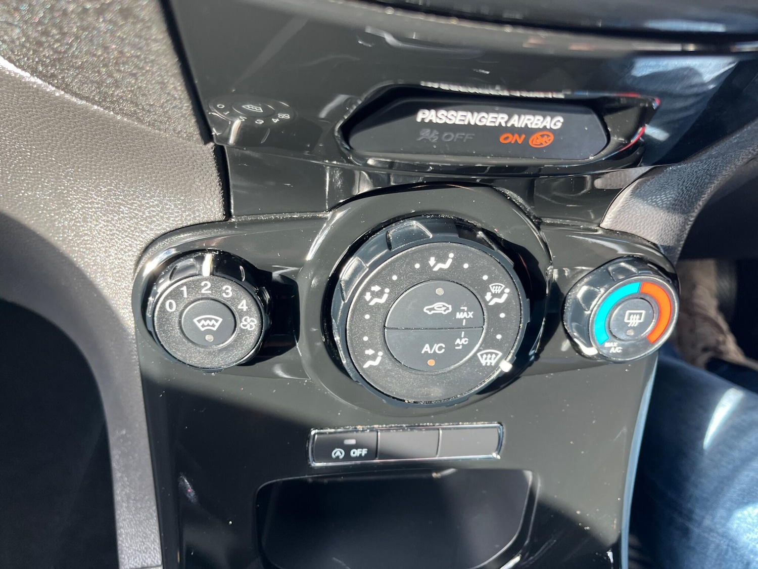 Used Ford Fiesta 2017 for sale - 76512451: Photo 41