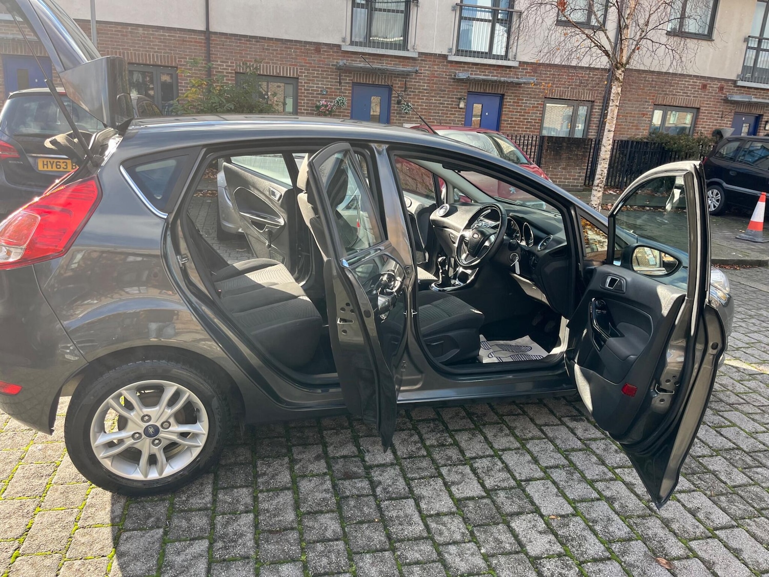 Used Ford Fiesta 2017 for sale - 76512451: Photo 48