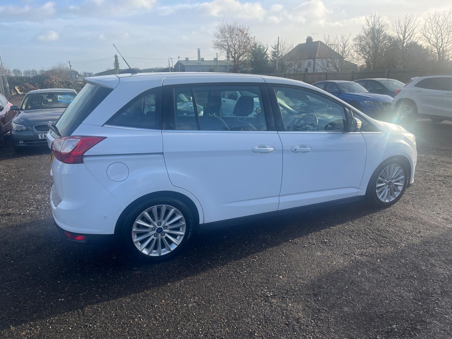 Used Ford Grand C-Max 2016 for sale - 76850427: Photo 11