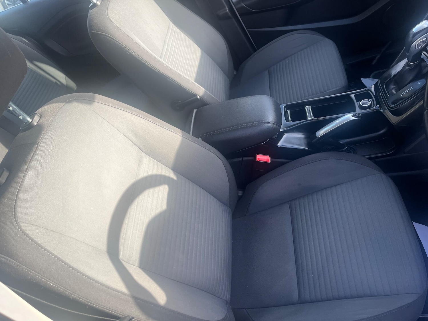 Used Ford Grand C-Max 2016 for sale - 76850427: Photo 15