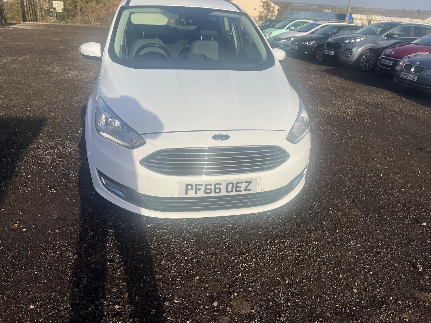 Used Ford Grand C-Max 2016 for sale - 76850427: Photo 2