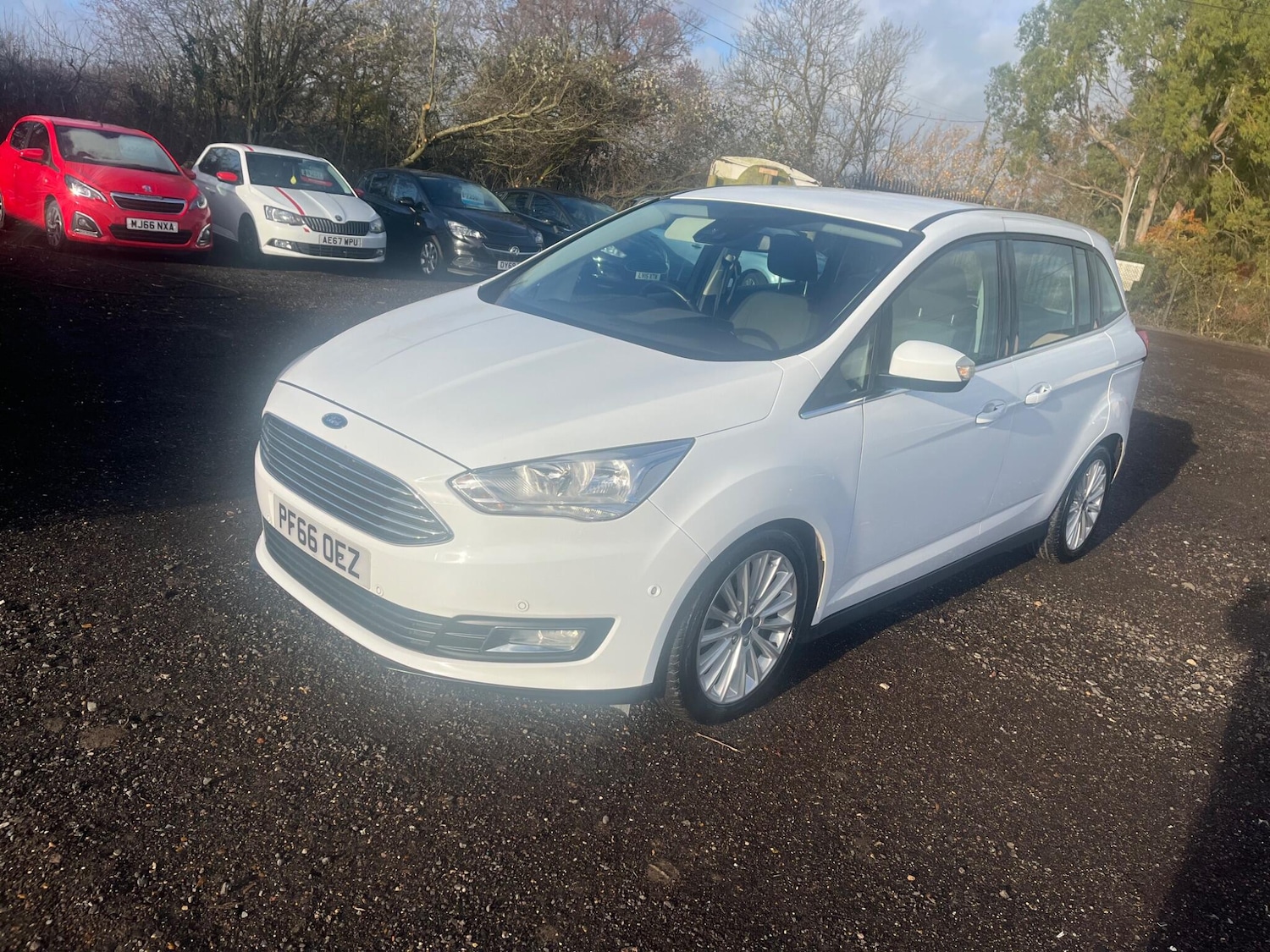Used Ford Grand C-Max 2016 for sale - 76850427: Photo 4