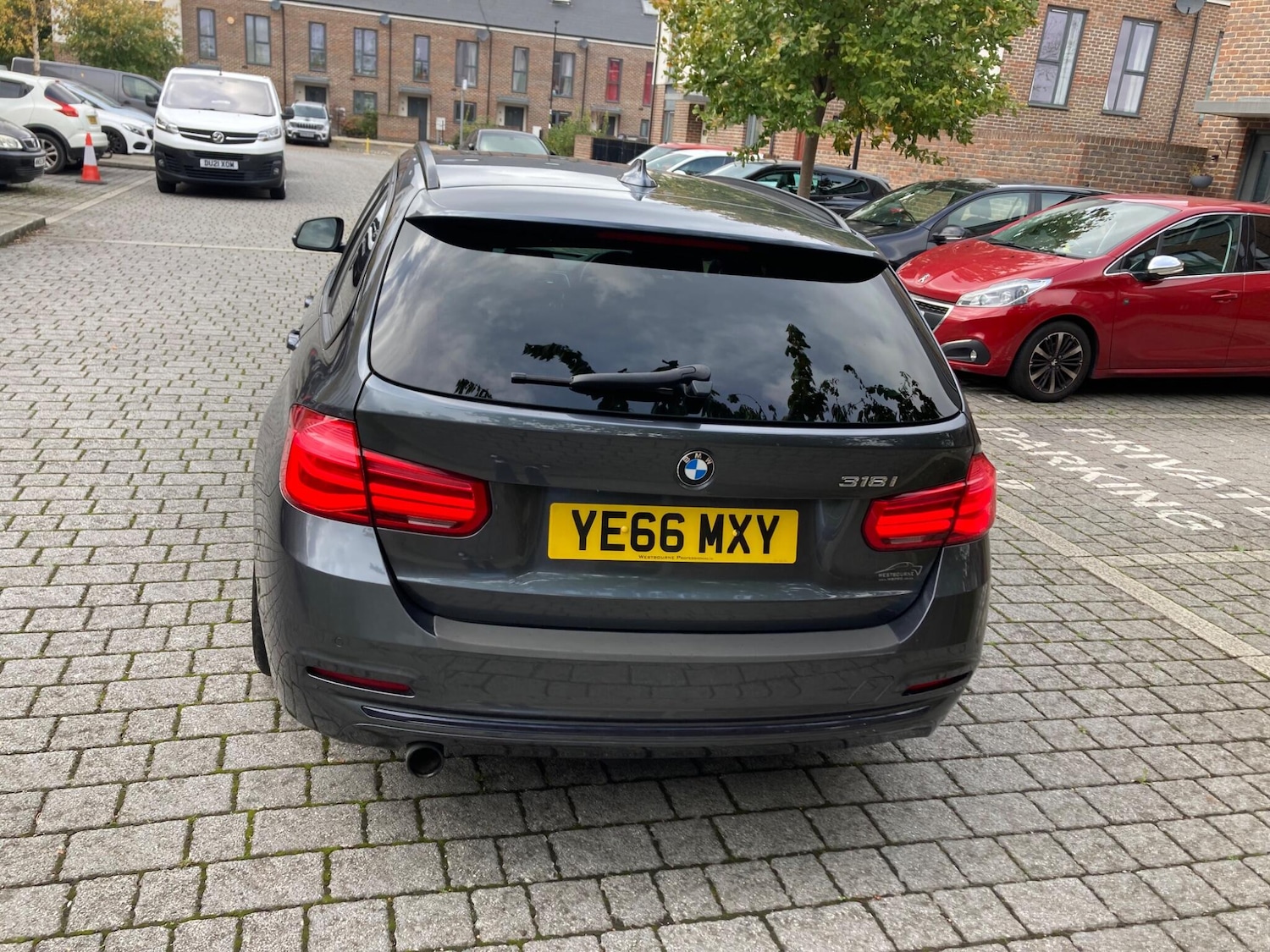 Used BMW 3 Series 2016 for sale - 76560922: Photo 10