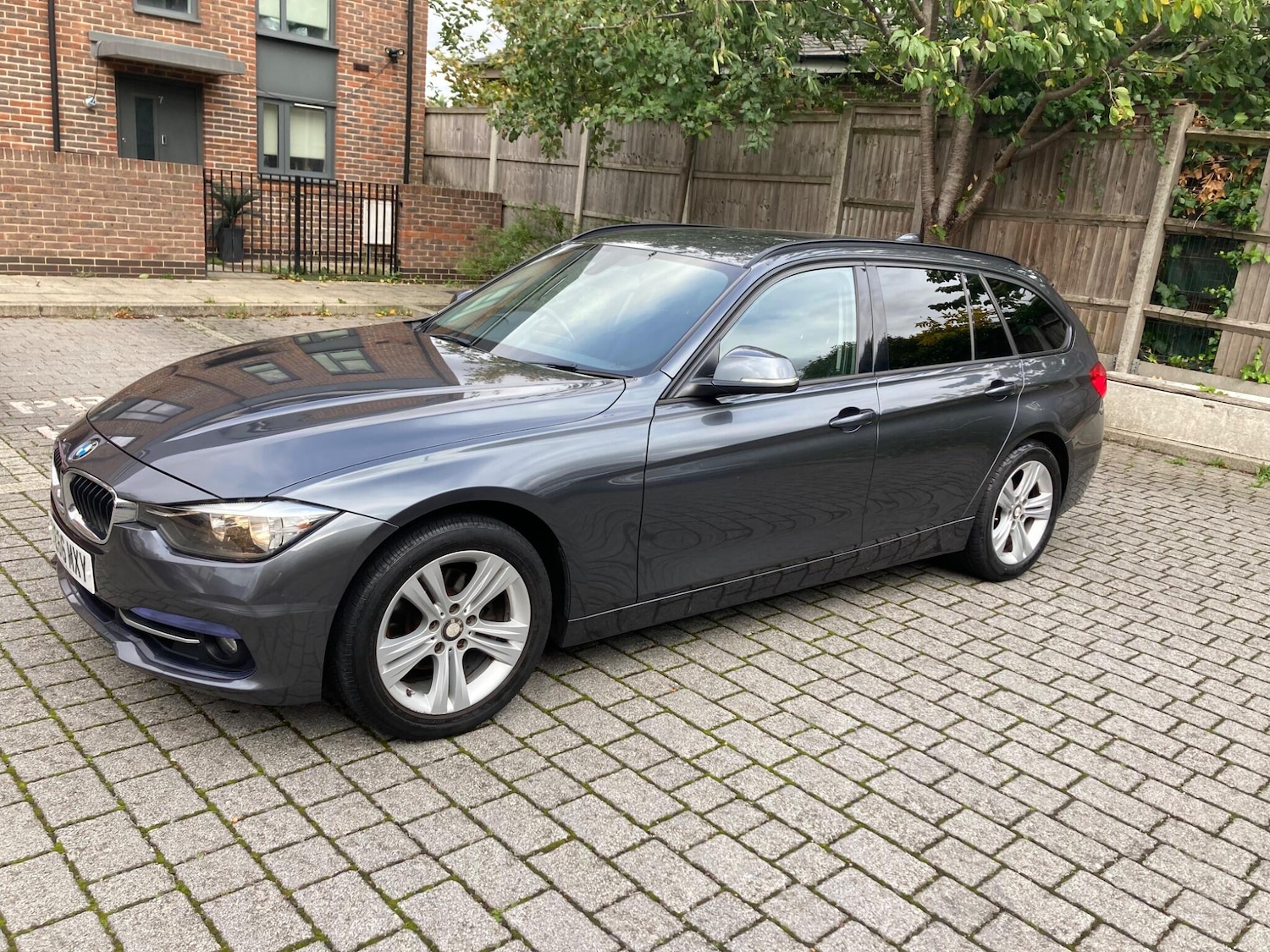 Used BMW 3 Series 2016 for sale - 76560922: Photo 4