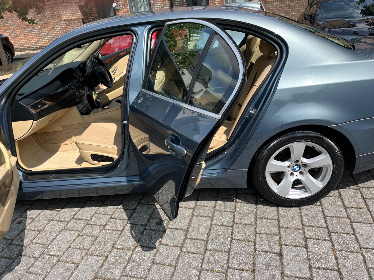 Used BMW 5 Series 2009 for sale - 76573159: Photo 32