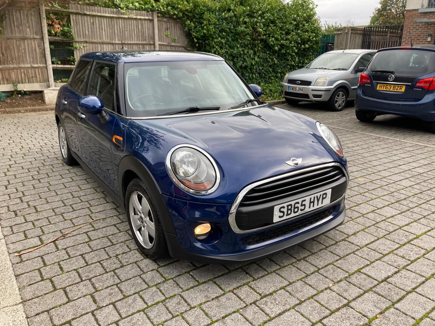 Used MINI Hatch 2015 for sale - 76512584: Photo 1