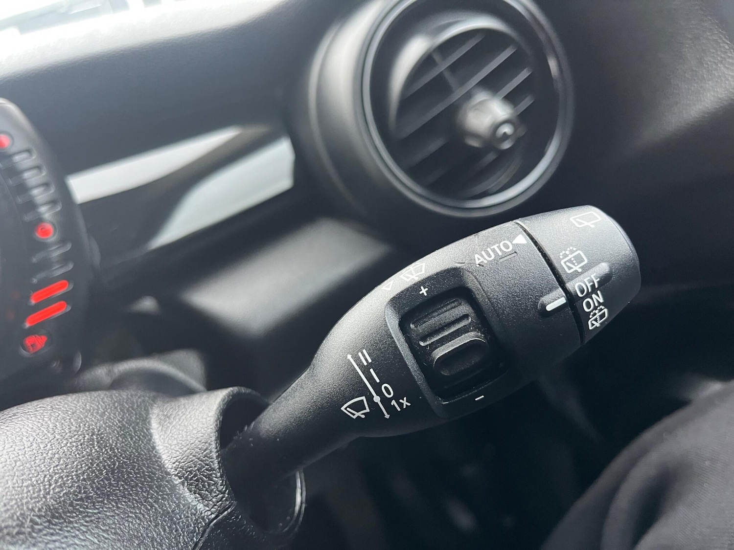 Used MINI Hatch 2015 for sale - 77524668: Photo 40