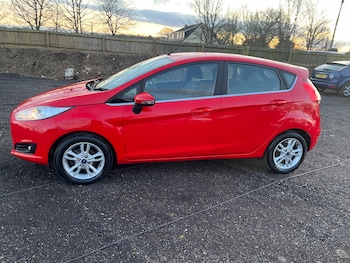 Used Ford Fiesta 2015 for sale - 76926350: Photo