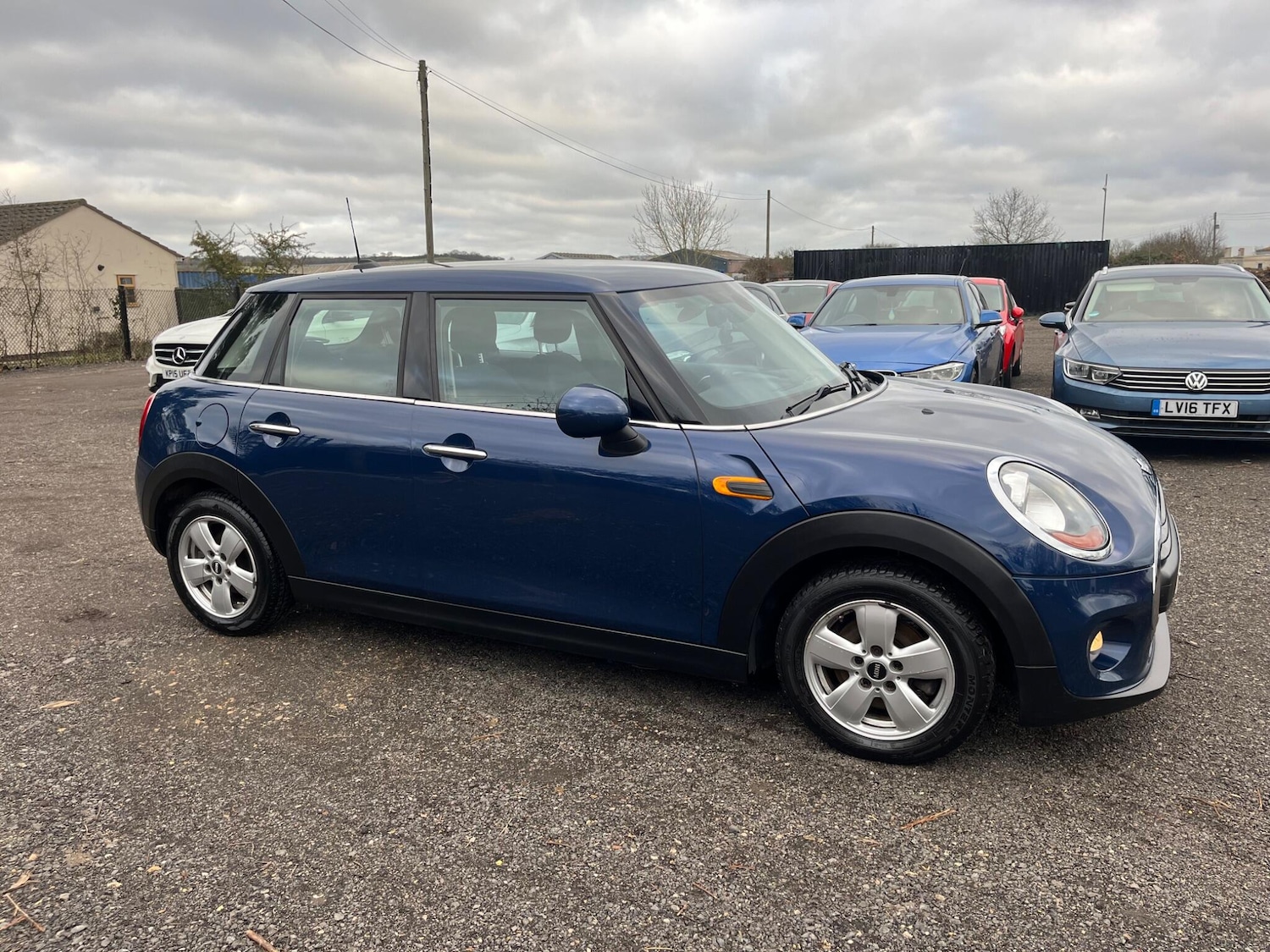 Used MINI Hatch 2015 for sale - 77060186: Photo 2