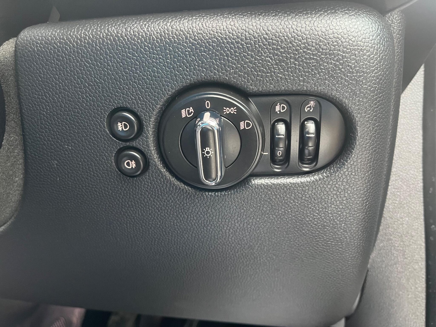 Used MINI Hatch 2015 for sale - 77060186: Photo 31