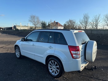 Used Suzuki Grand Vitara 2013 for sale - 77396511: Photo