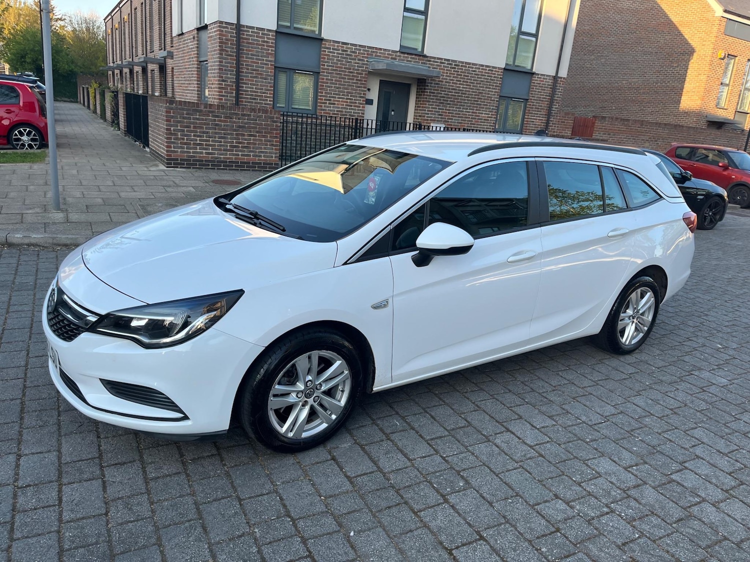 Used Vauxhall Astra 2017 for sale - 76512013: Photo 6