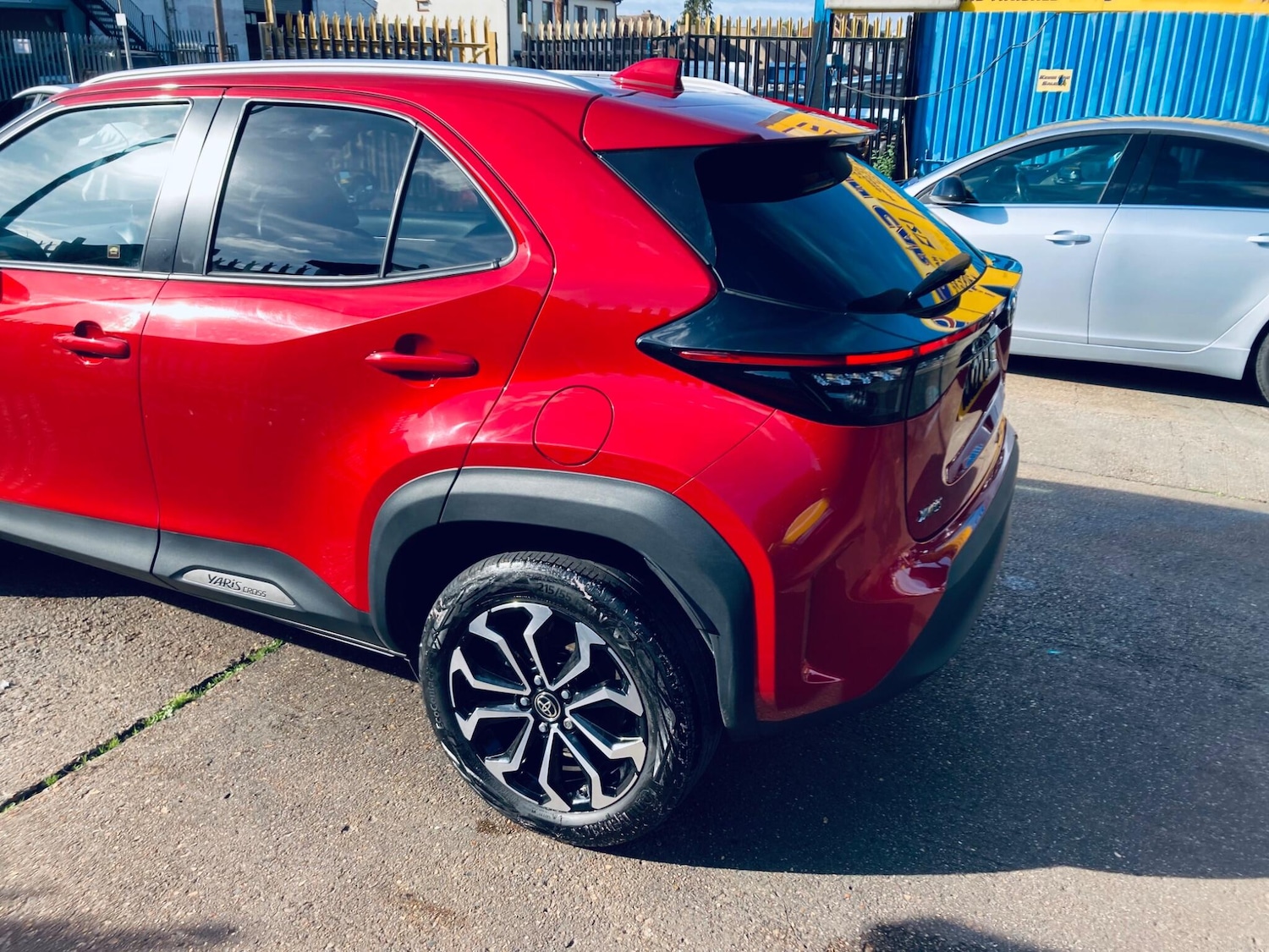 Used Toyota Yaris Cross 2022 for sale - 76512586: Photo 8