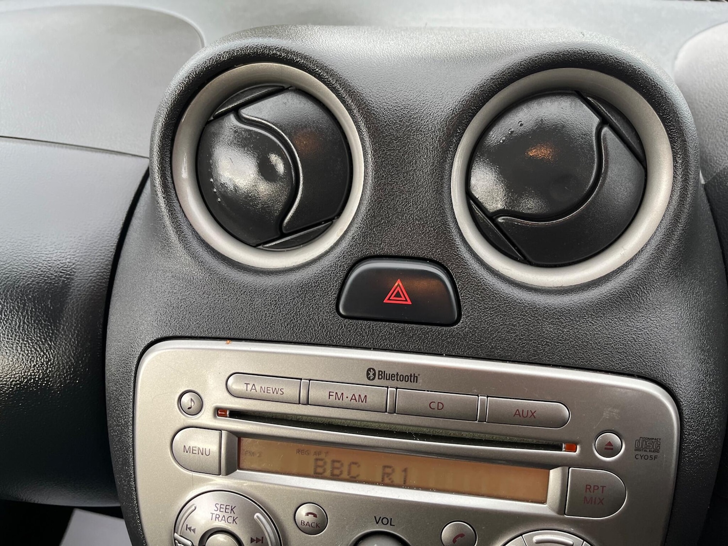 Used Nissan Micra 2011 for sale - 76850303: Photo 24