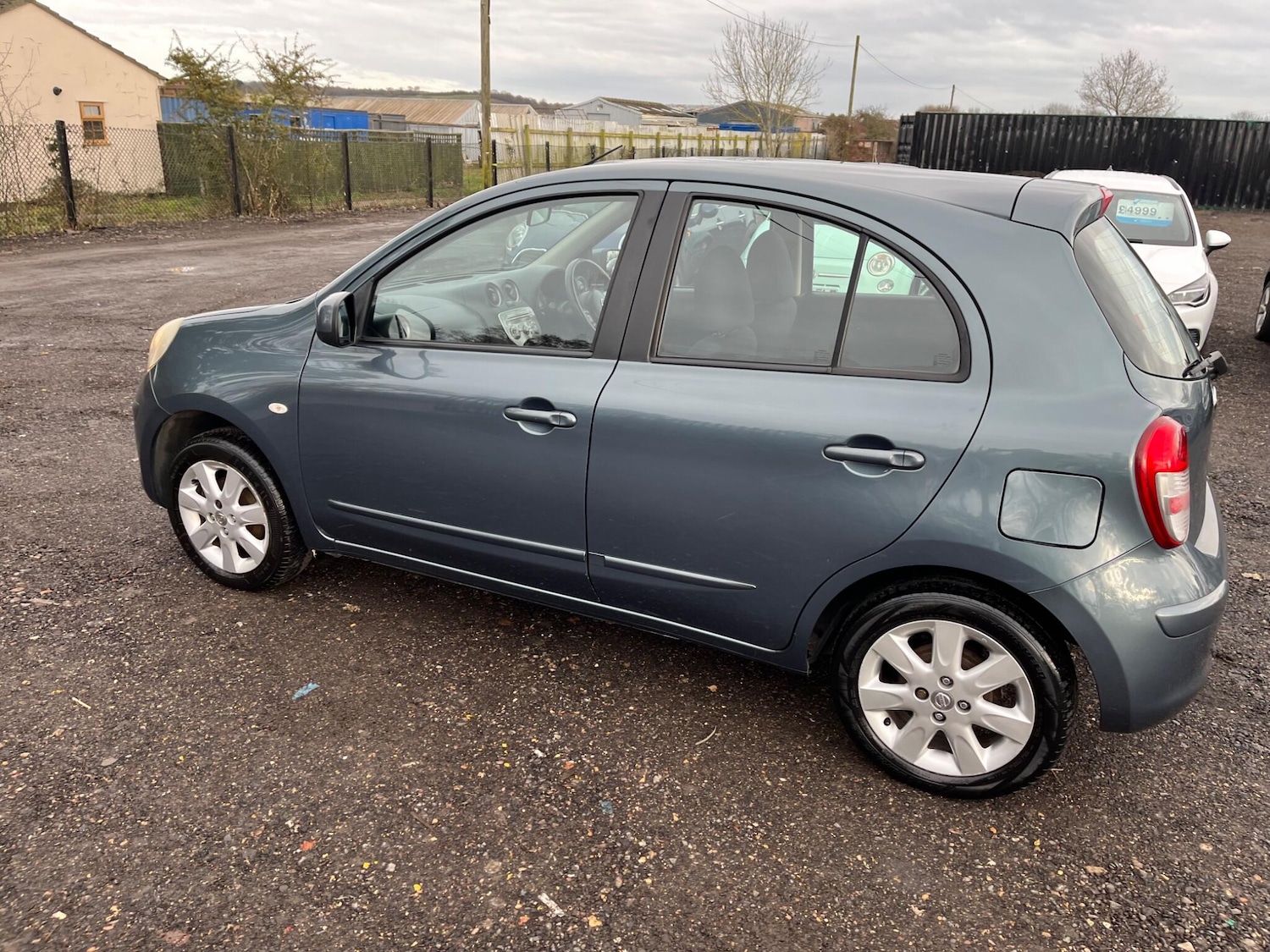 Used Nissan Micra 2011 for sale - 76850303: Photo 5