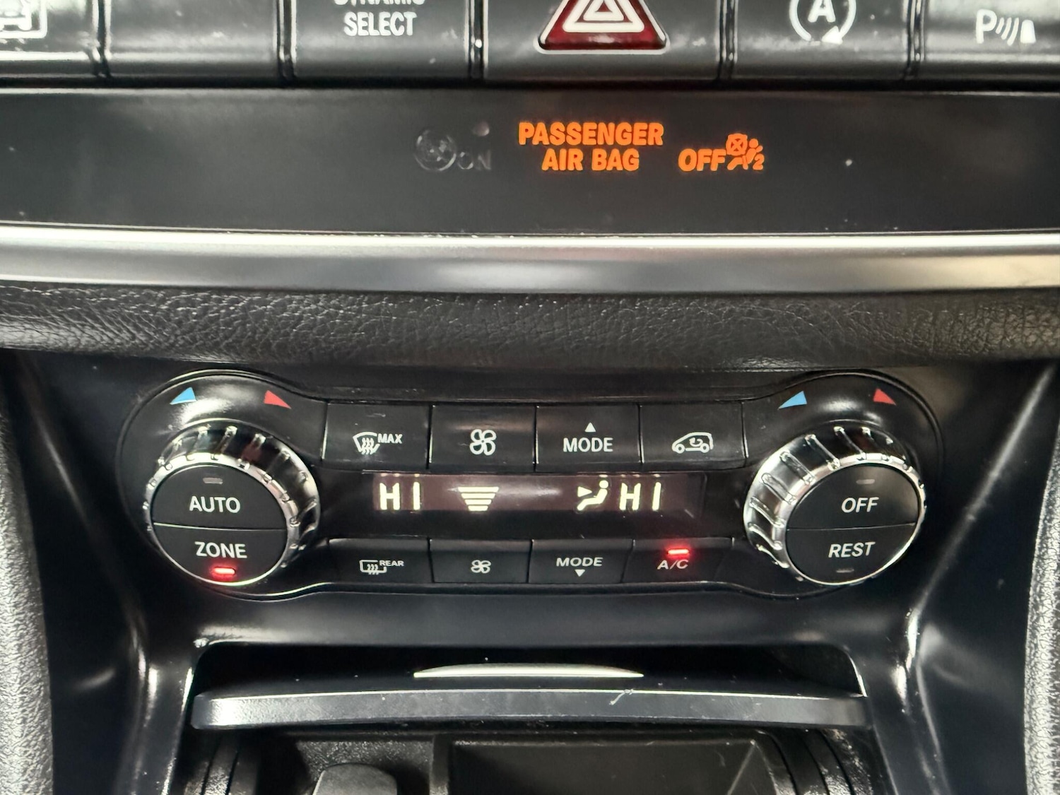 Used Mercedes-Benz GLA 2016 for sale - 77538330: Photo 33