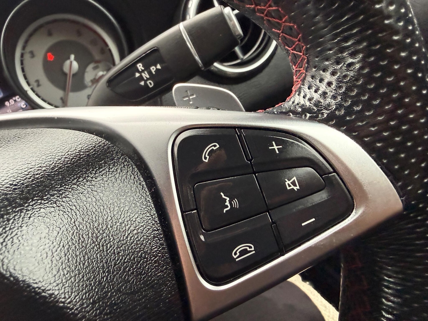 Used Mercedes-Benz GLA 2016 for sale - 77538330: Photo 34