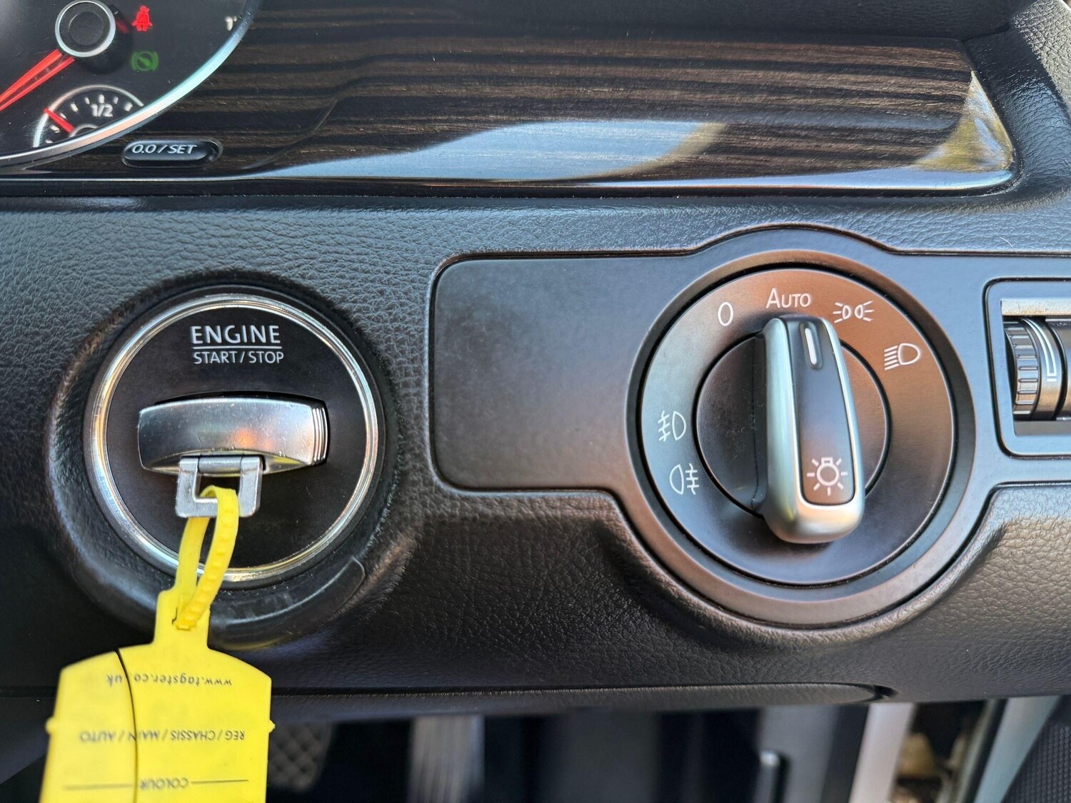 Used Volkswagen CC 2014 for sale - 77939946: Photo 32