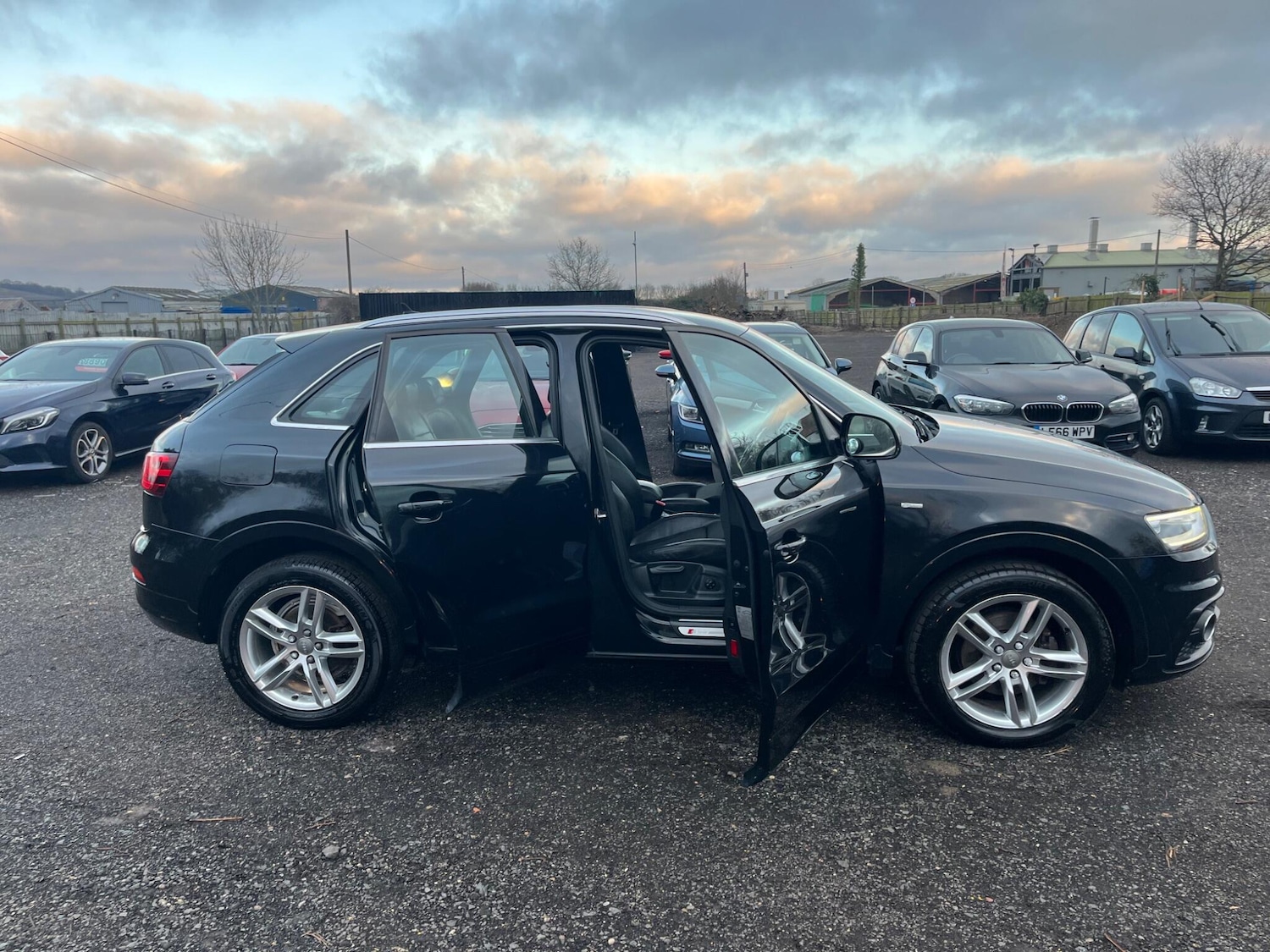 Used Audi Q3 2014 for sale - 77155657: Photo 17