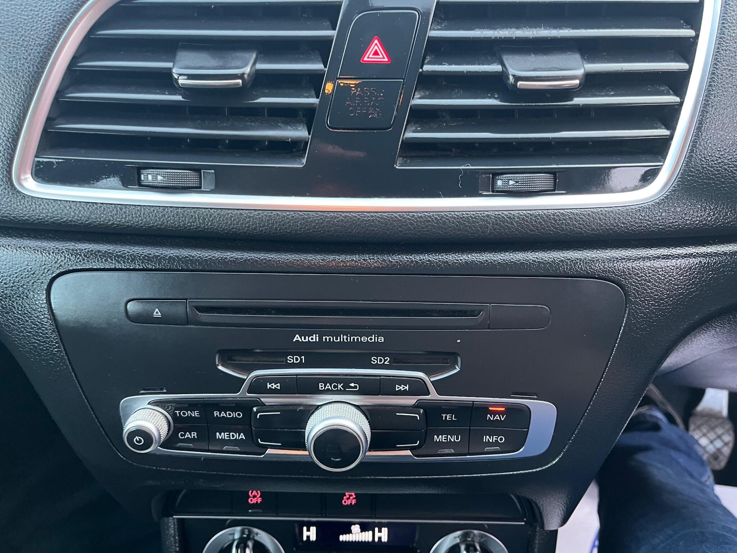 Used Audi Q3 2014 for sale - 77155657: Photo 36